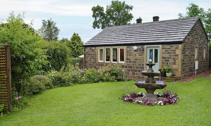Sowerby Bridge Cottage | Thurst House Farm Holiday Cottage