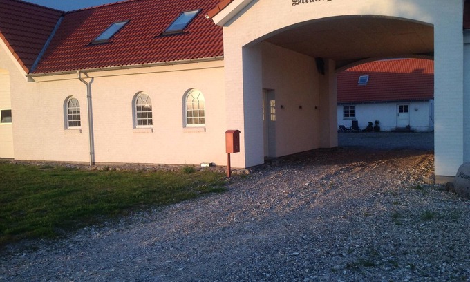 Bedsted Apartment | Thy. Holiday apartment directly by the fjord. Price incl heating, electricity, linen towels