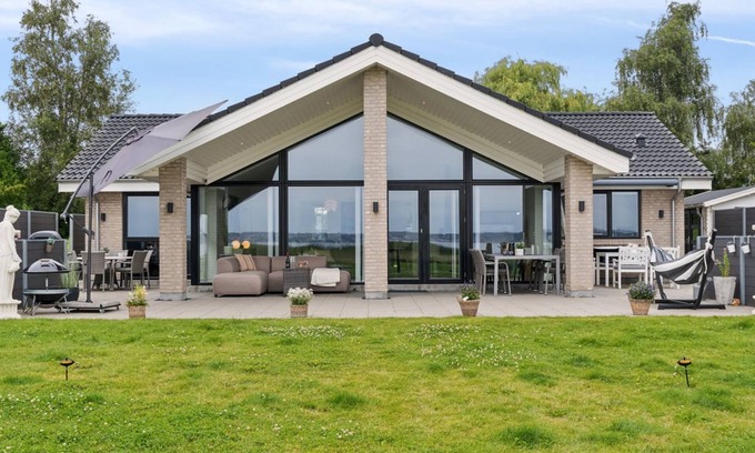 Holbaek House | "Thyra" - 50m to the inlet by Interhome