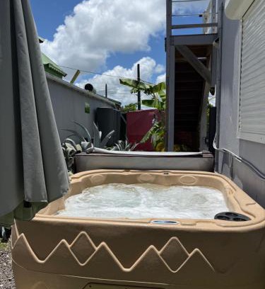 Le Gosier Ski Chalet | Ti Mango Fil