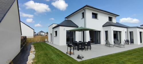 Ruca House | Ti vakansin war aod an emrodez