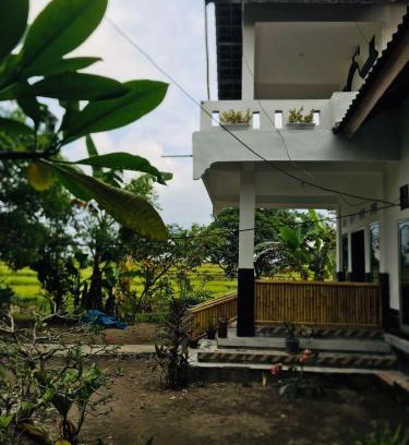Kecamatan Praya Barat Daya House | Tiara Homestay