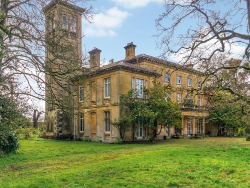 Tibberton House | Tibberton Court Apartment 2 - Uk48589