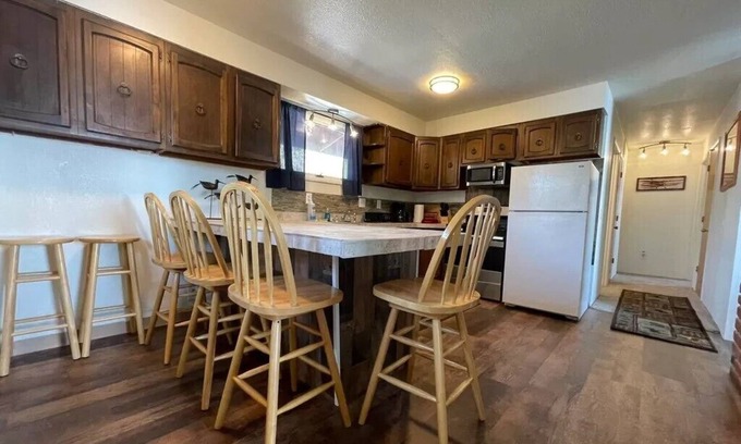 Kenai Peninsula Borough Apartment | Tide Place - Eagles Nest