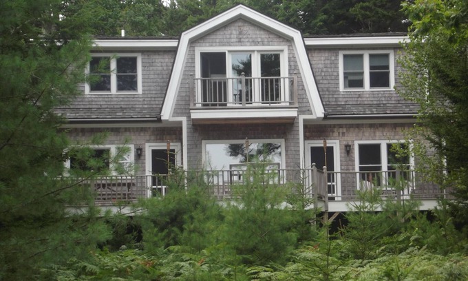 Blue Hill House | Tide, Time and Lobsters in Blue Hill, Maine
