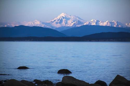 Decatur Island House | TideAway Farm on Private Island! Escape & Indulge Mother Nature!