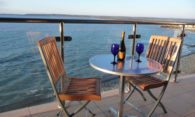 Westleigh Apartment | Tides - The LARGEST 2 Bed luxury Apartment within Horizon View!