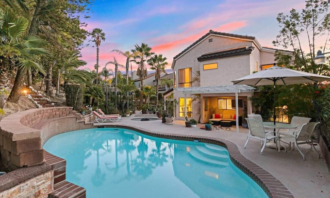 Tierrasanta House | Tierrasanta Pool & Hot Tub House