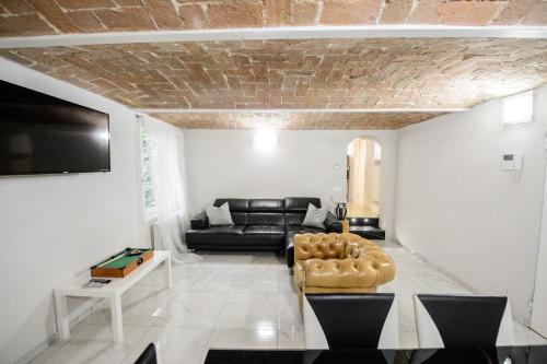 Old Town Apartment | TIFFANY TORTELLINOSUITE Modena