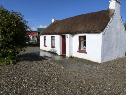 Carndonagh House | Tigín Tuí