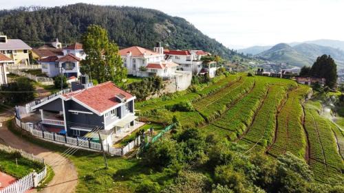 Thalayathimund House | Tiger Hill Homestay