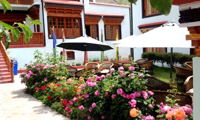 Tingmosgang Hotel | TIH Namra Village Hotel - Temisgam