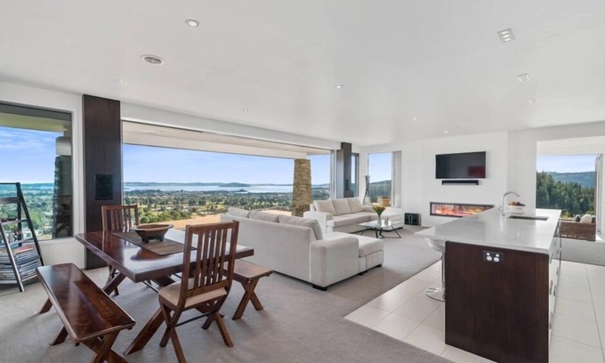 Rotorua House | Tihi Retreat - Rotorua