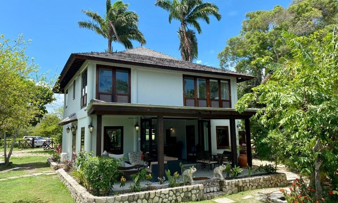 St. Ann's Bay Villa | Tikal Villa (Jamaica)