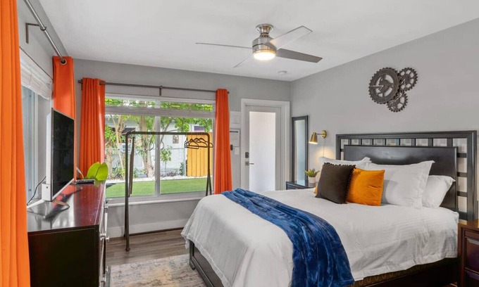 Lake Ridge Apartment | Tilah Stays | 10 min to Beach | Weekly discounts