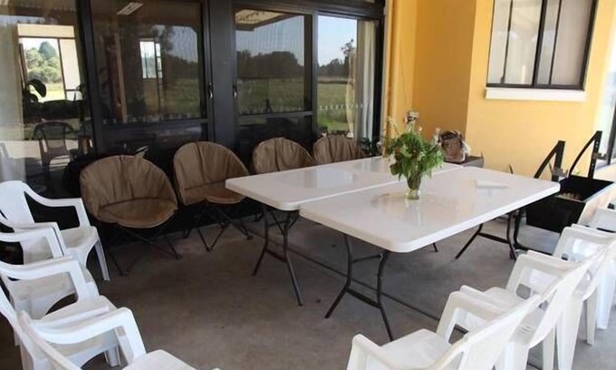 Salt Ash House | Tilligerry Farm Accommodation