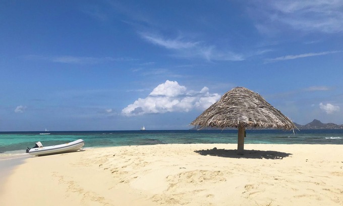 Tartane Boat Rental | Timaiao, catamaran Lagoon 380, half board, crew & all expenses included.n