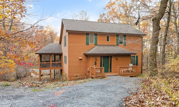 Chestnut Springs House | Timber Camp Hideaway with Wintergreen Advantage