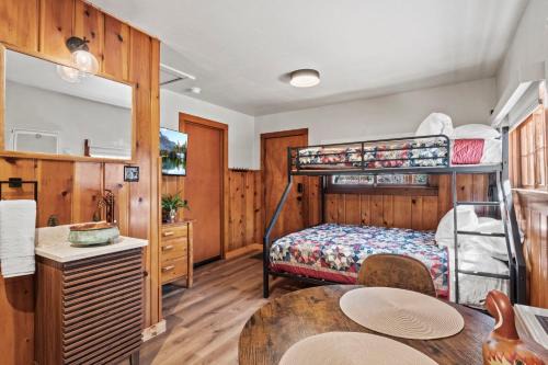 Colorado Springs House | Timber Lodge #3