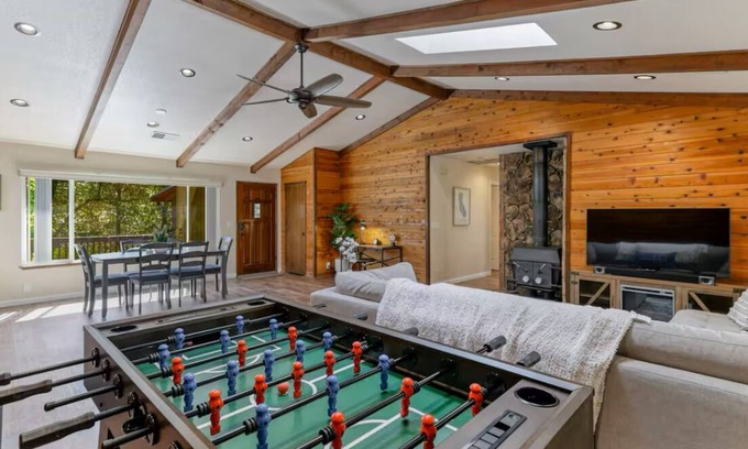 O'Brien House | Timber Lodge Tranquil Forest & Easy Lake Access!