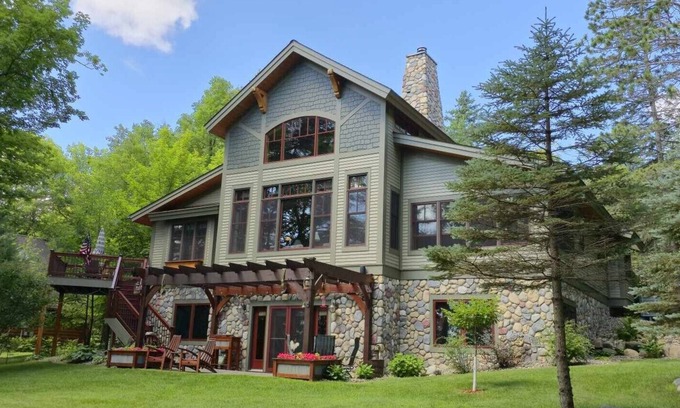 LaPorte House | Timberhaus on Garfield Lake
