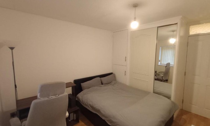 Crawley House | Timberland Lodge