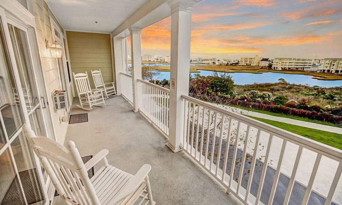 Sunset Island Condo | Time to plan for SUMMER! Sunset Island Condo-67th St