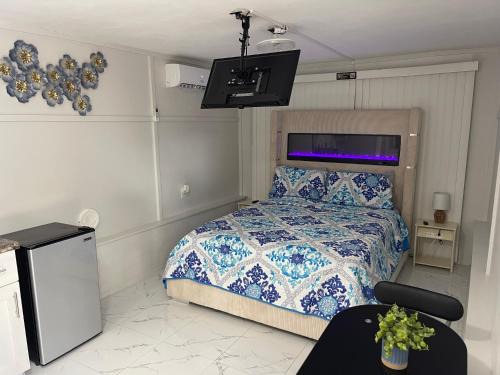 Bearss Plaza House | Time to relax