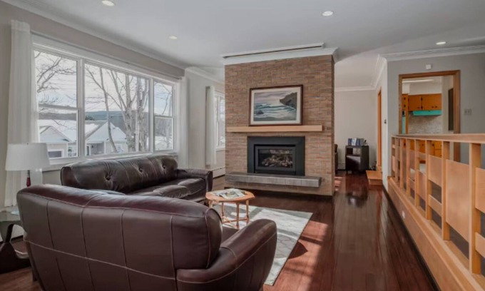Waterford Valley House | Timeless 3BR Mid-Century Modern | St. John’s Gem