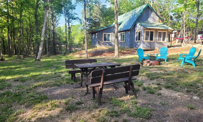 Protem Cabin | Timeless by Shacks on the Shoals