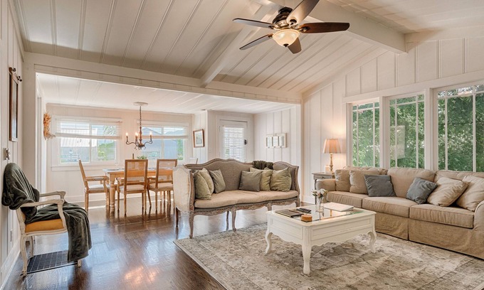 Fetters Hot Springs-Agua Caliente House | Timeless Charm, Modern Comfort close to everything