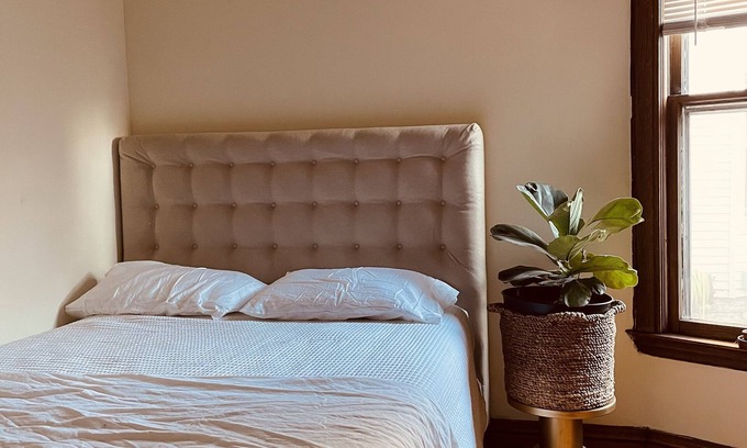 Downtown Minneapolis House | Timeless Vibes in Downtown Minneapolis