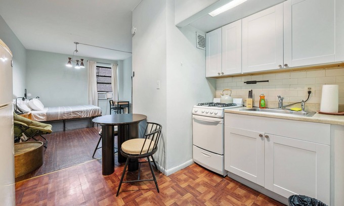 Chelsea Apartment | Times Square Bliss: Chic NYC Studio!
