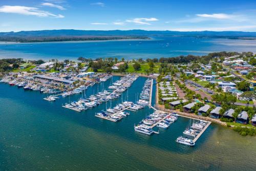 Tin Can Bay Resort | Tin Can Bay Marina Villas