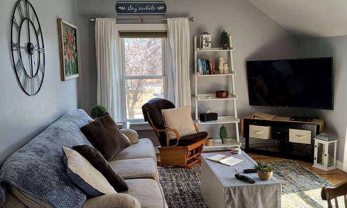 Manitowoc House | Tina's bungalow