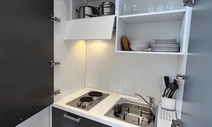 Quartiere Mazzini Apartment | Tiny Apartment with ideal subway connection