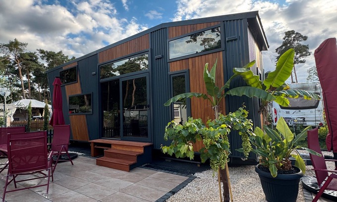 Plaue House | Tiny House Queen Dream with Private Terrace, Private Garden and Wi-Fi