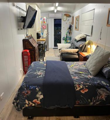 Central Coast Apartment | TINY HOME - Benny’s Bar
