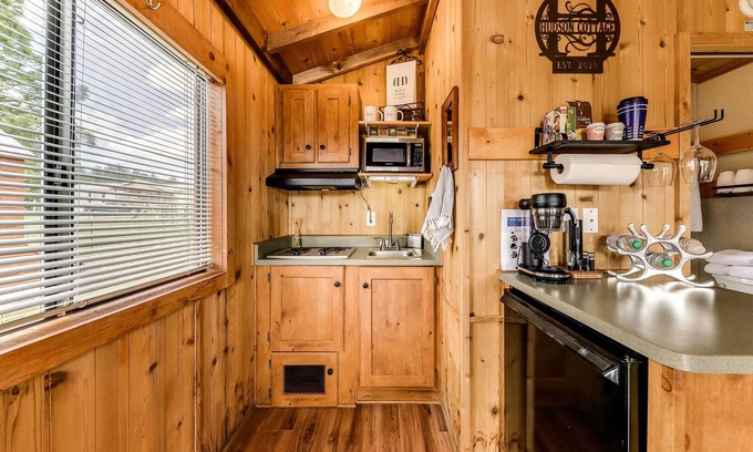Mayhill Apartment | Tiny Home Cottage 6 Mi to James Ridge Lookout