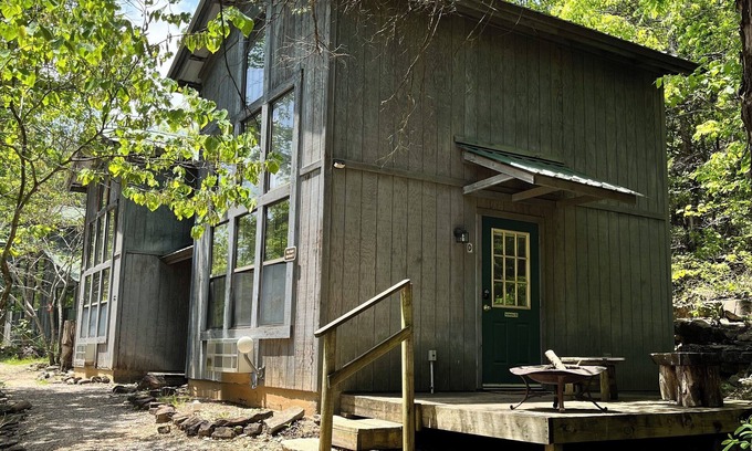 Huntsville Apartment | Tiny Home in the heart of the Ozark Wilderness