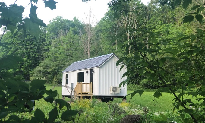 Beaver Dams Cabin | Tiny home on wheels nestled between Corning and Watkins Glen, NY