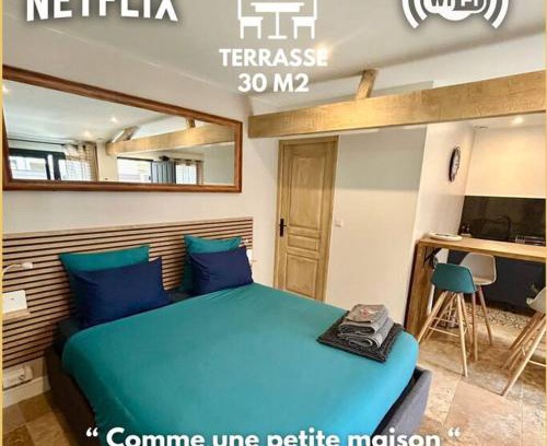 Faubourg Apartment | Tiny house au cœur de la petite Rome Française