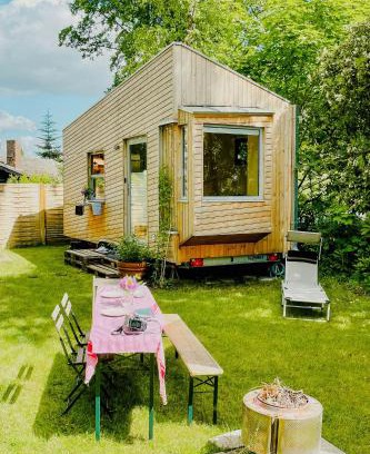Ottersberg House | Tiny House By The Lake And An Artist Collective