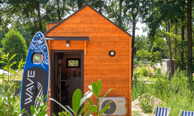 Kloster Lehnin Resort | 'Tiny House Evita' with Lake View, Garden & Wi-Fi