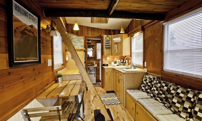 King Cottage | Tiny House In Alberta Arts District!