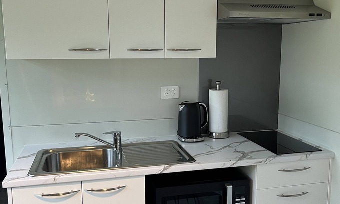 Te Awamutu House | Tiny house on private property in Te Awamutu