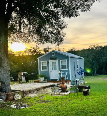 Lakehills House | Tiny house - Our little piece of paradise