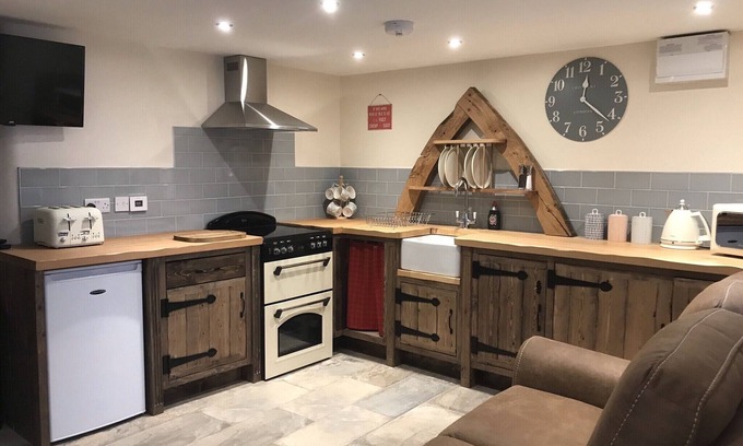 Quarnford Cottage | Tiny House, Peak District, Nr Buxton, Derbyshire