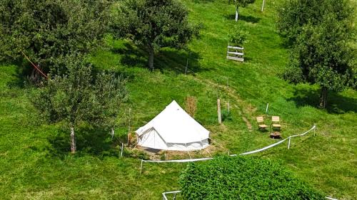 Fahrni Other | Tipi Zelt mit Bergsicht