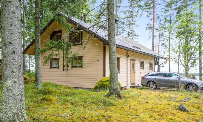 Etelainen House | Tipuniemi by Interhome